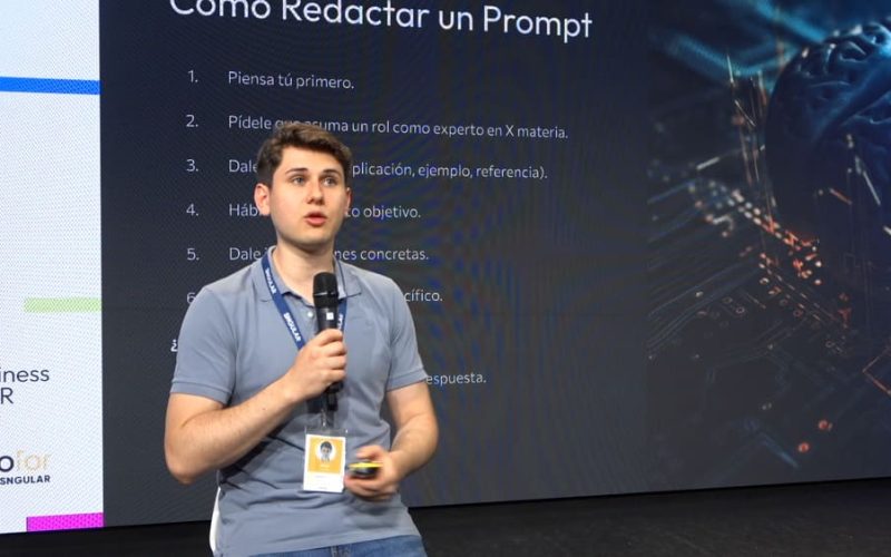 CenteIA enhances professional AI training through Daniel García-Cordero